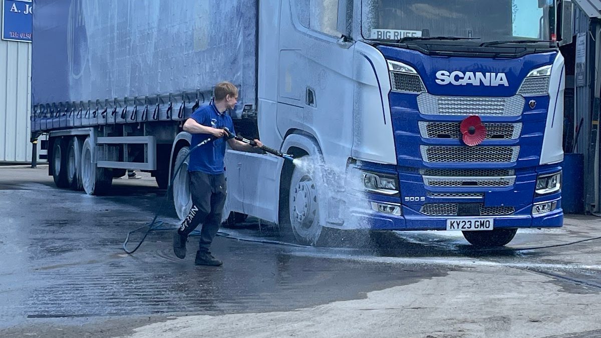 Bathgate Truck Wash & Valet Centre
