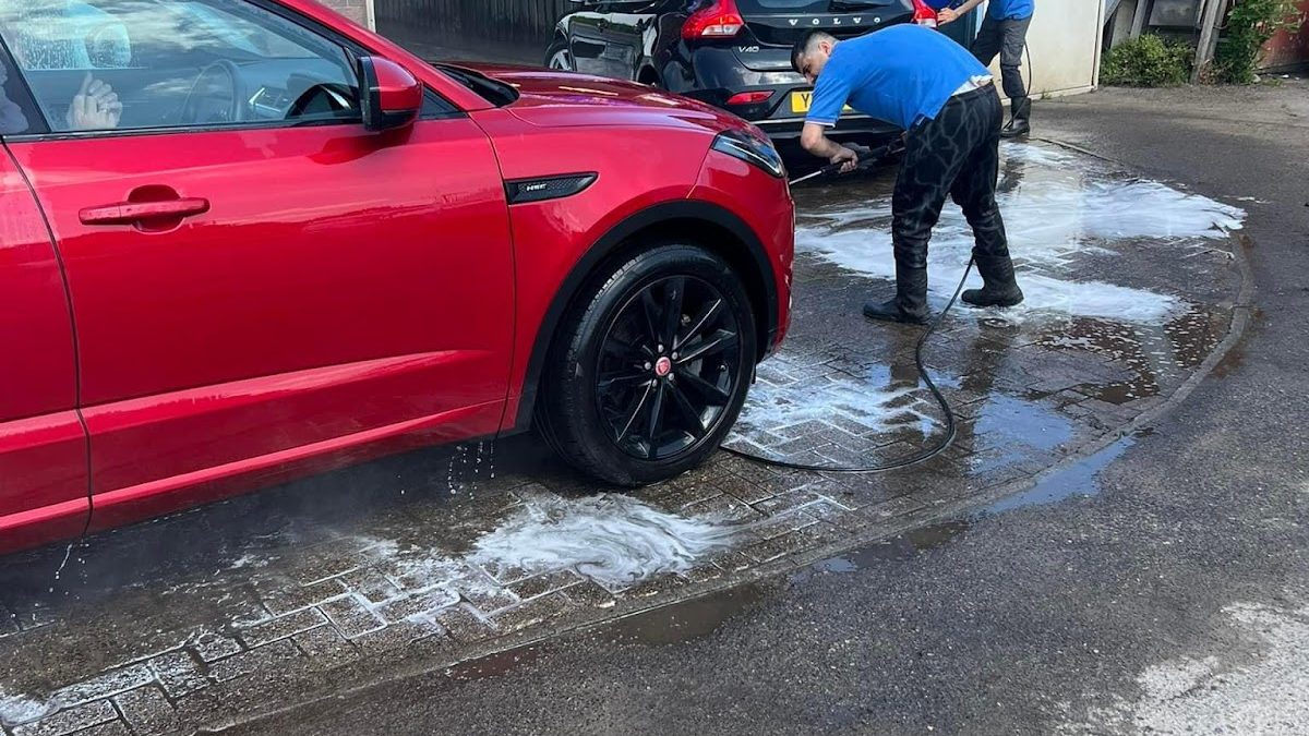 Busby Stoop Hand Car Wash