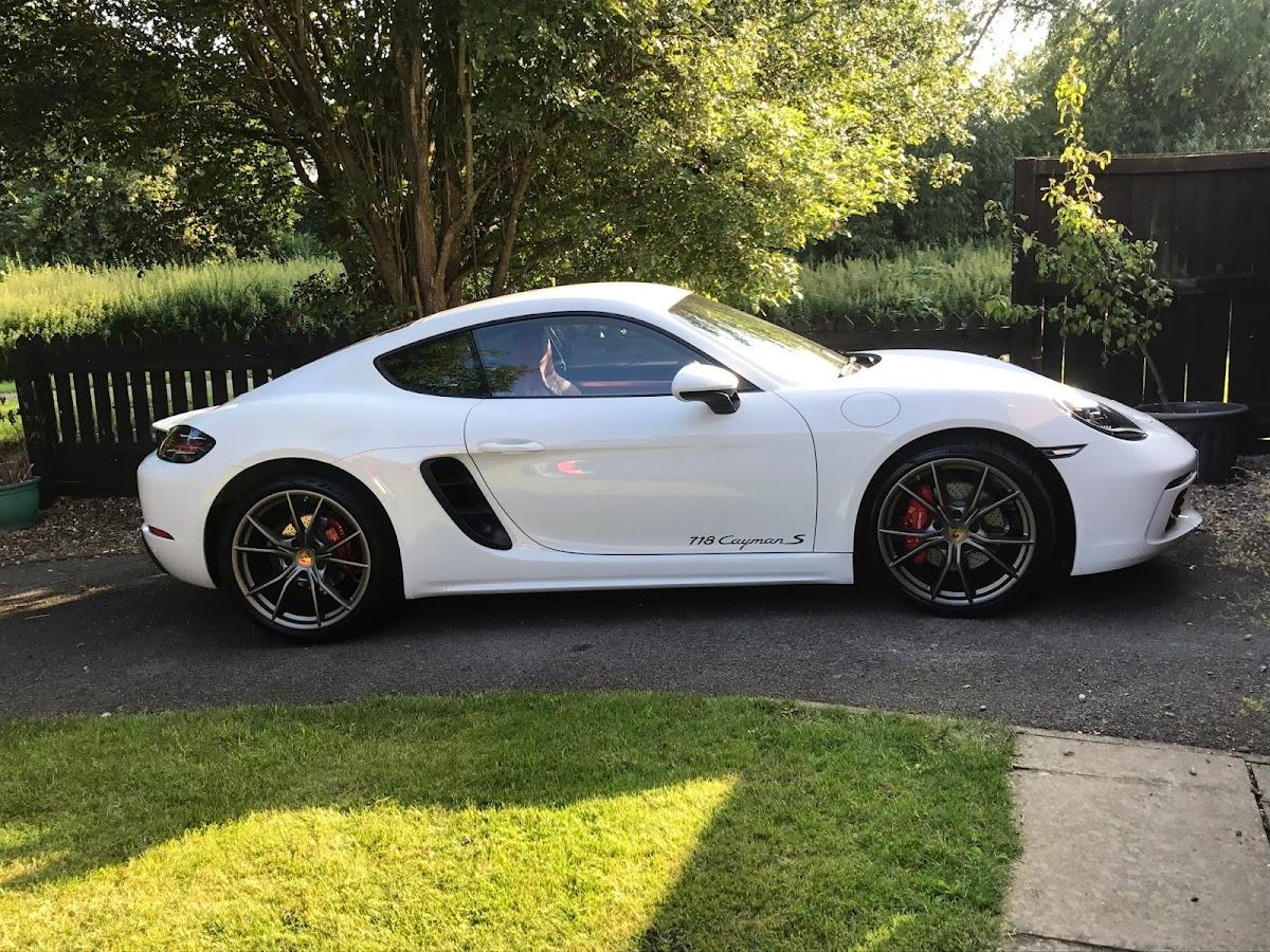 Careys mobile car valeting