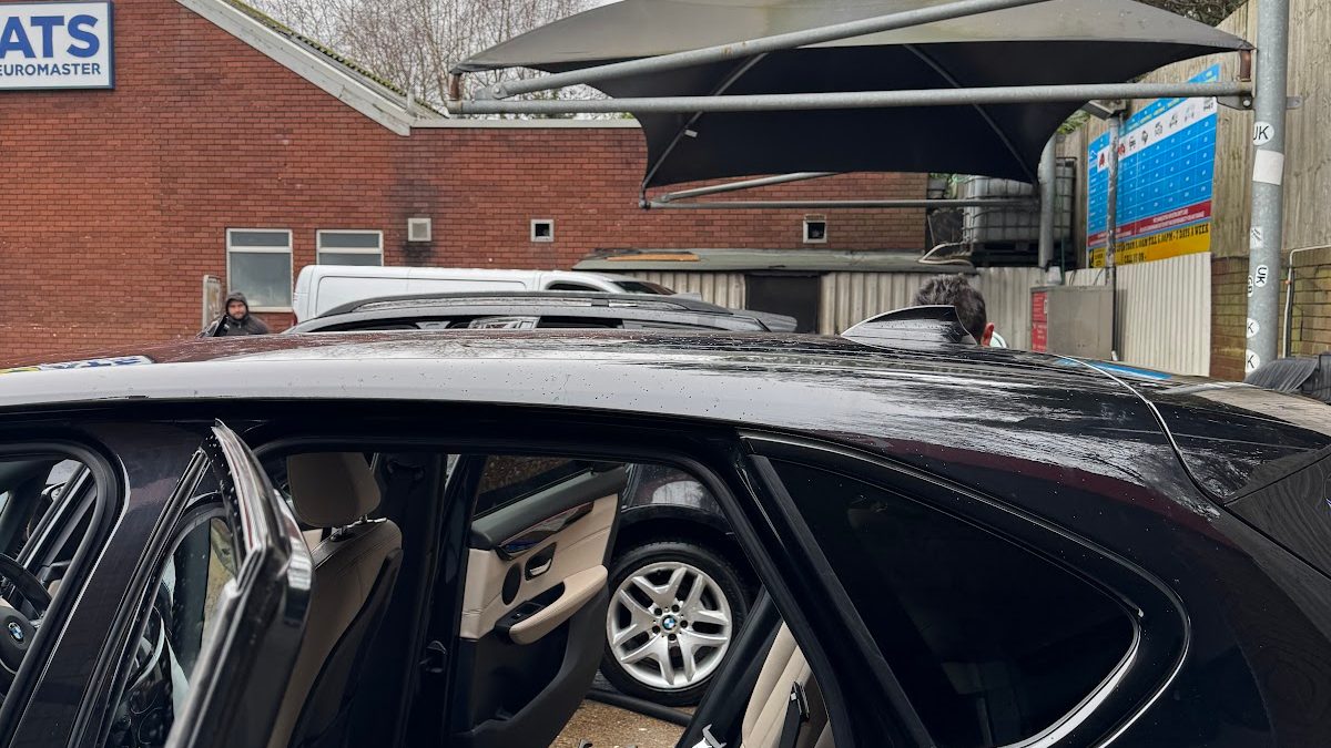 Fast and Clean Hand Car Wash