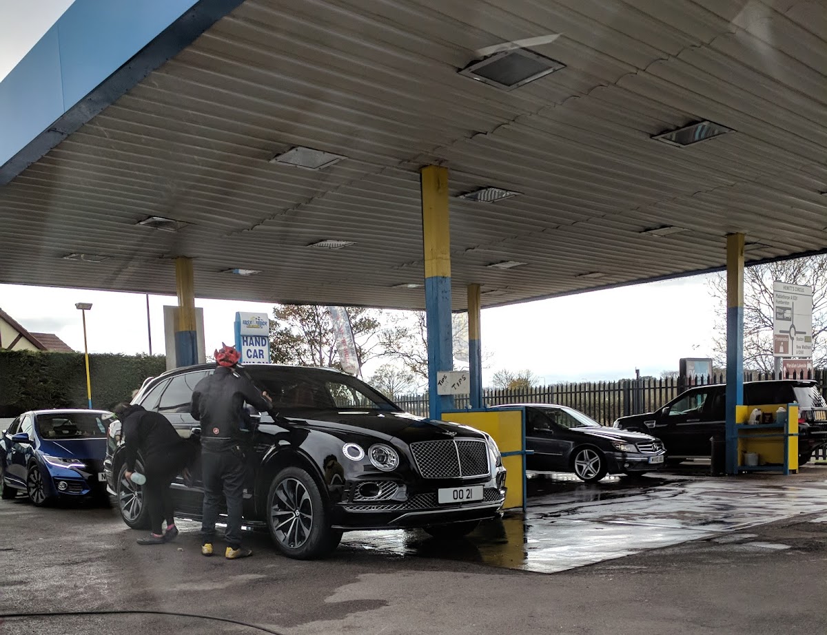Fast Track Car Wash