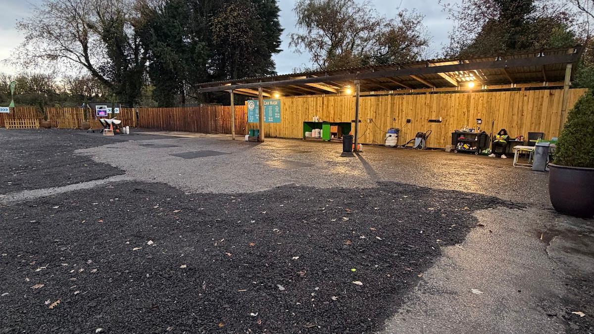 Garden Centre hand car wash