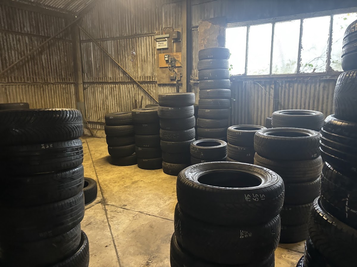 Machynlleth Hand Car Wash