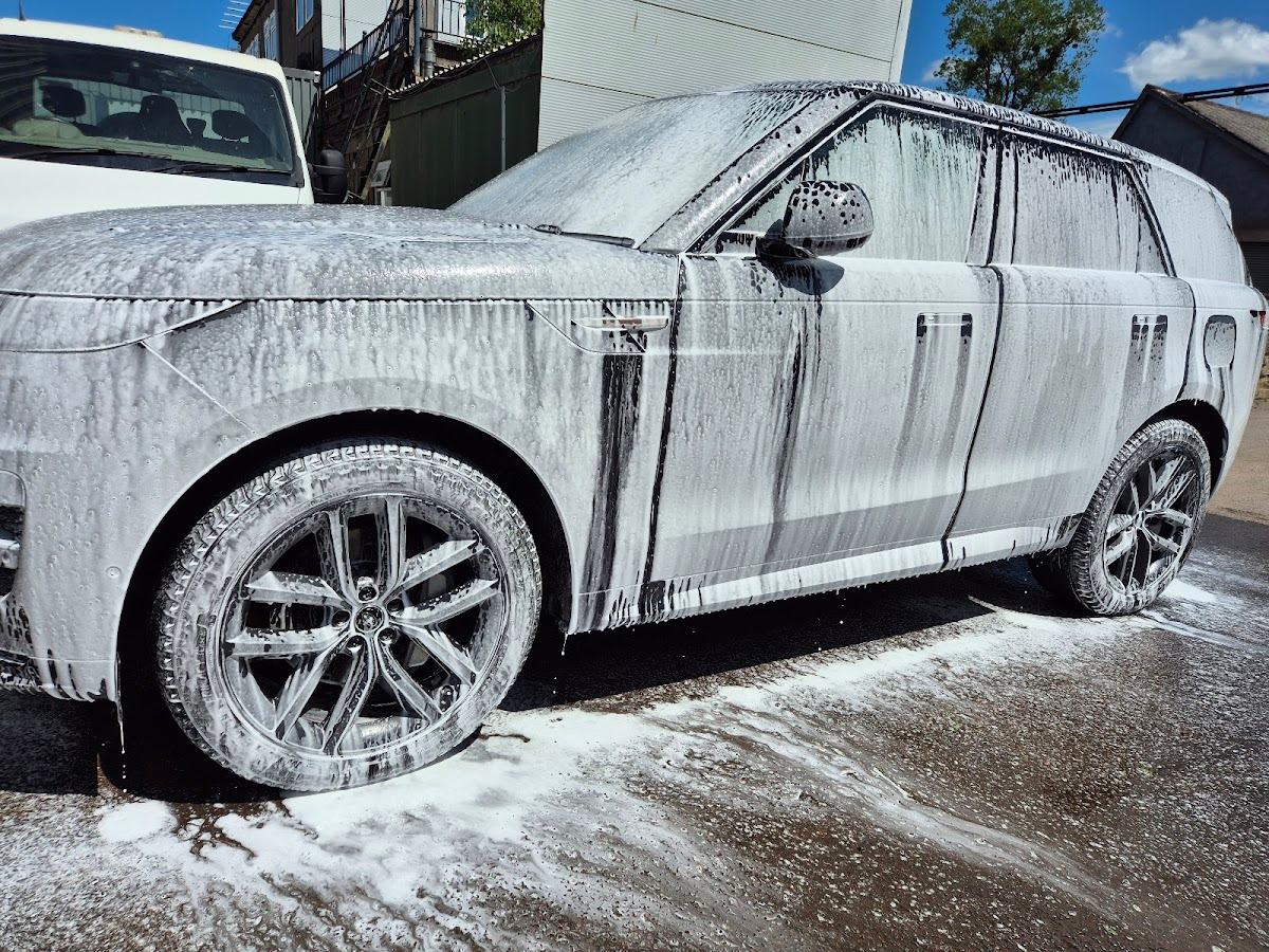 M&D home SPECIALIST car VALETING LTD