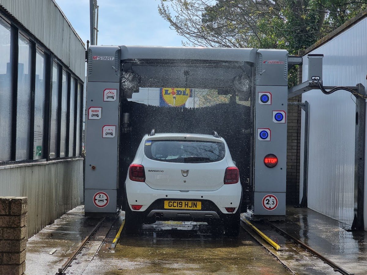 MFG Car Wash Centre