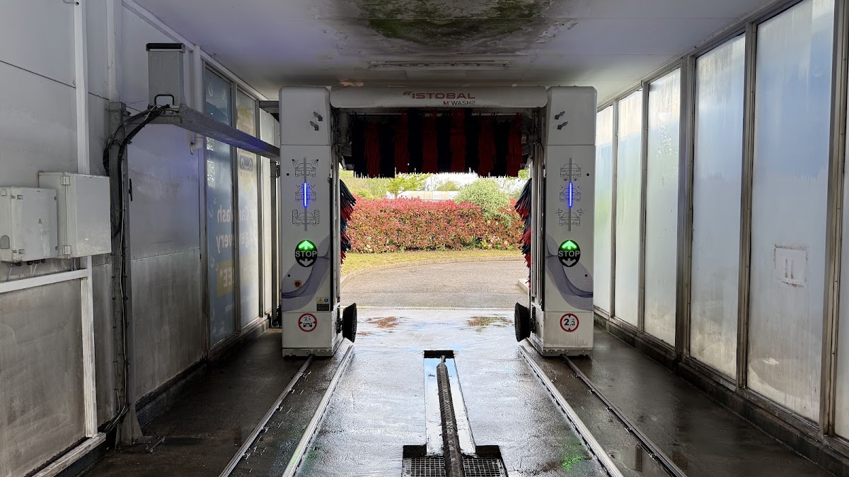MFG Car Wash Centre