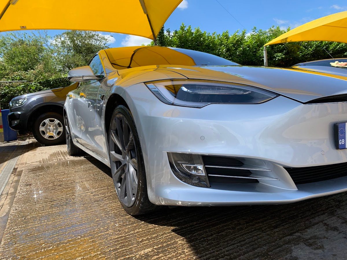 Mimo’s Car Wash