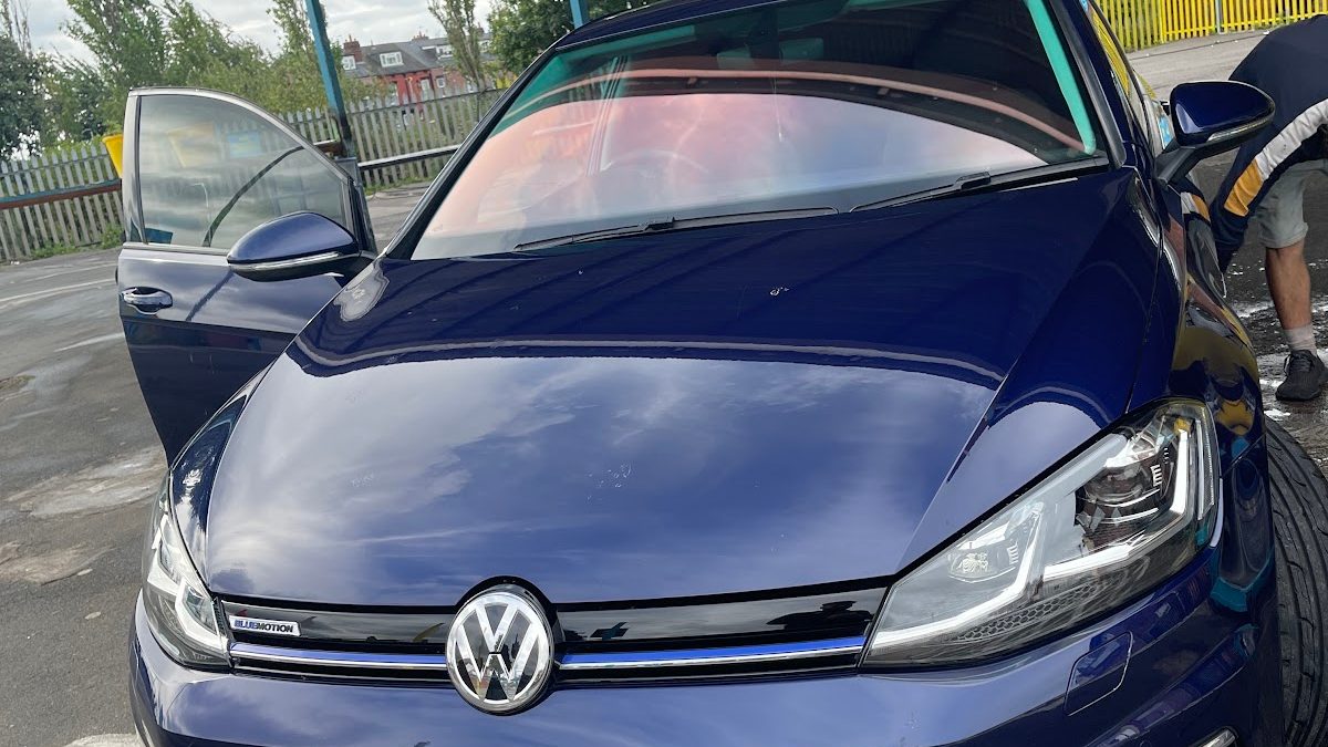 Mina Hand Car Wash & Valeting Centre Leeds