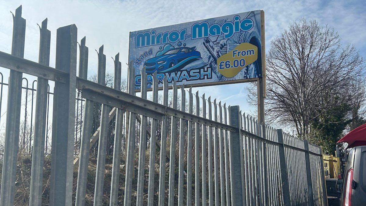 Mirror Magic Hand Car Wash
