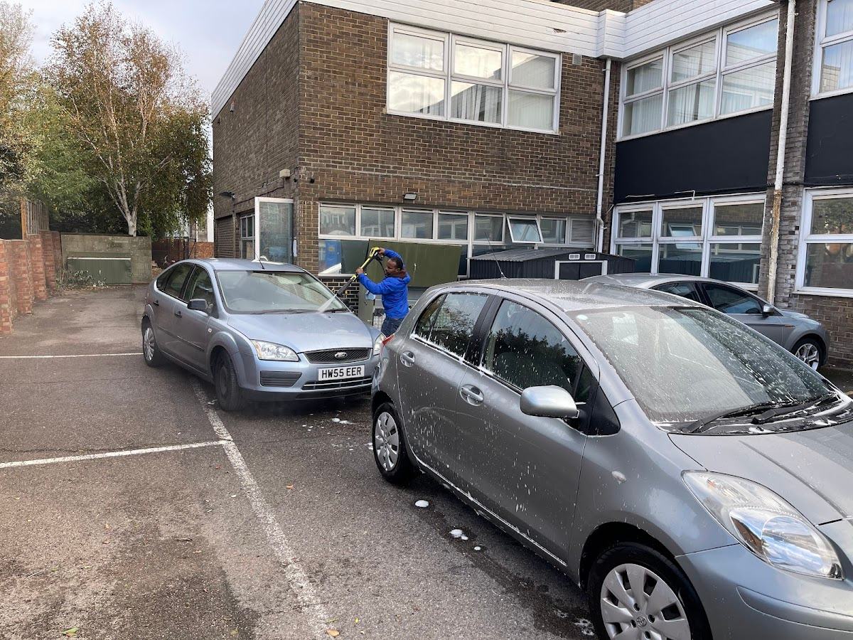 Portslade Station Hand Car Wash