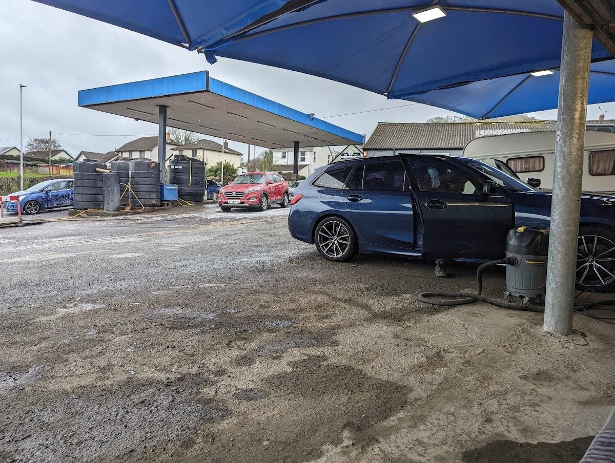 Royal Oak Hand Car Wash