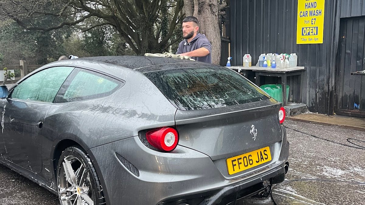 Rzgar Hand car wash Rayleigh Club