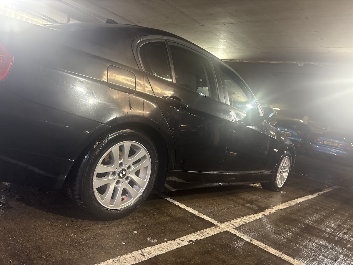 SHINY HAND CAR WASH&Valeting Centre