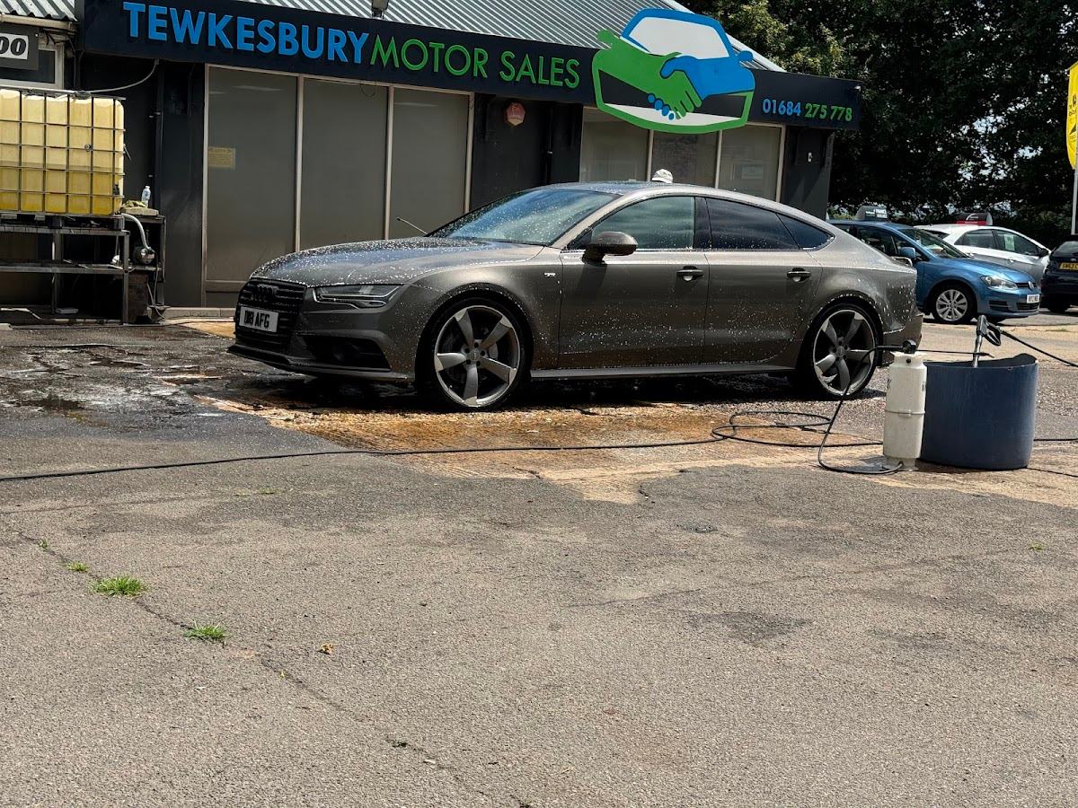 Tewkesbury's Hand Car Wash