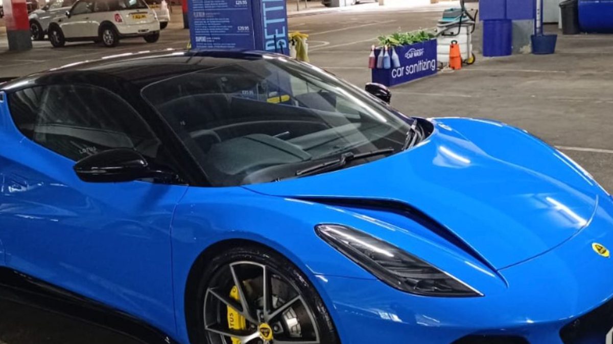 The Carwash Company, Ealing Broadway