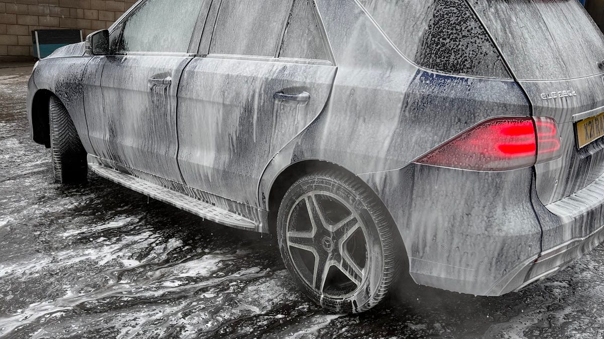 town hand car wash