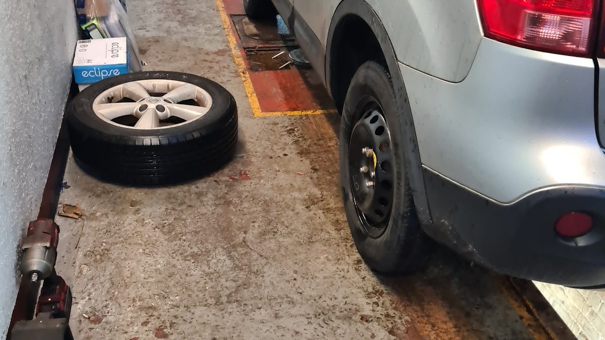 Waggon Garage