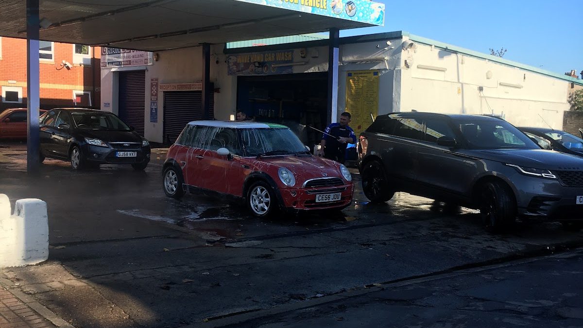 Wave Hand Car Wash