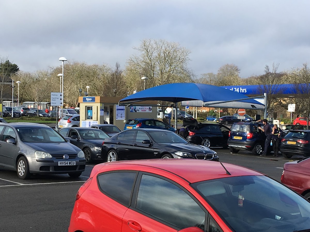 Waves Hand Car Wash Aldershot