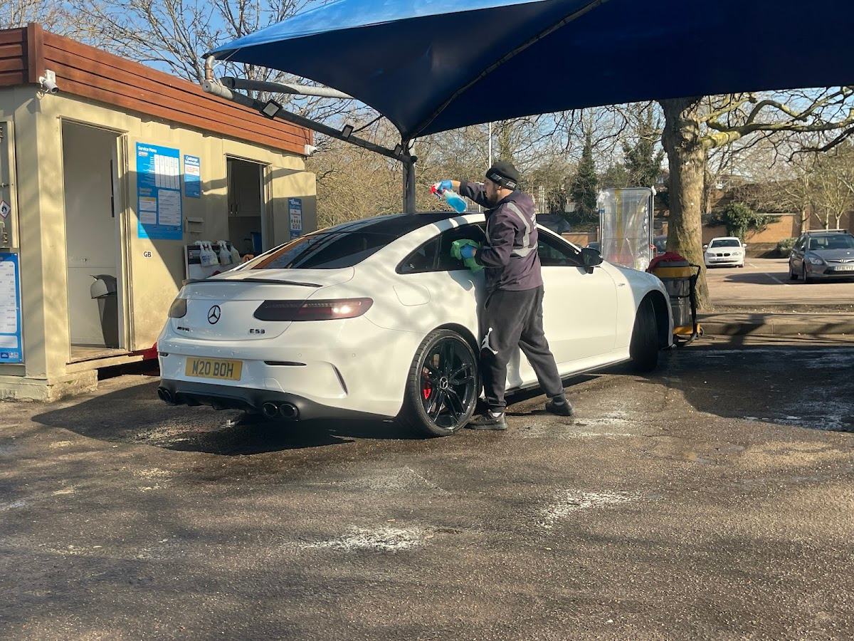 Waves Hand Car Wash Colchester 2