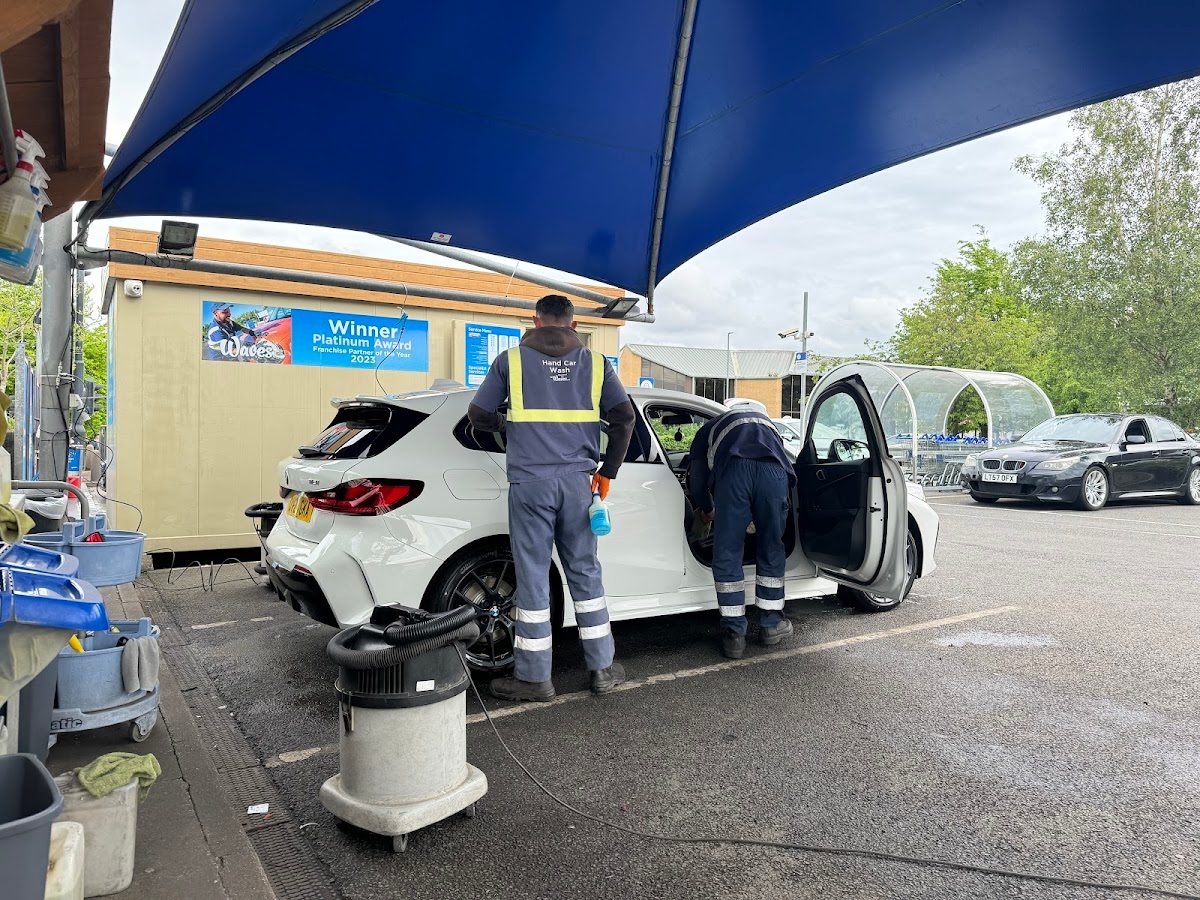 Waves Hand Car Wash Dunstable