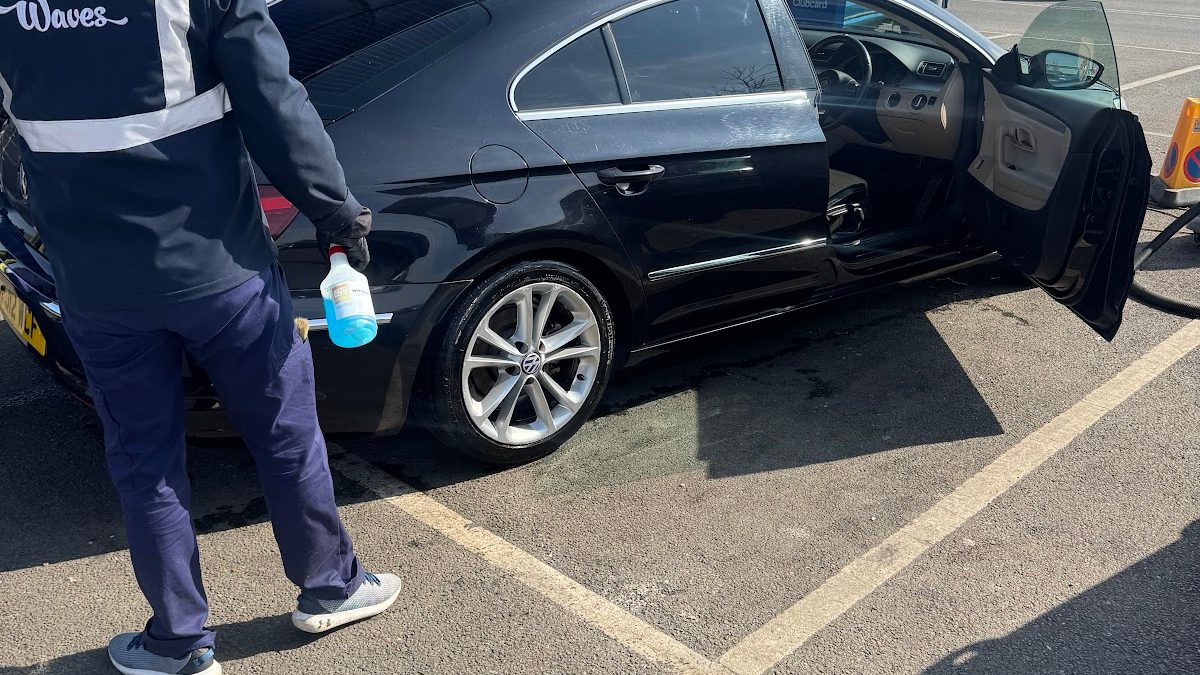 Waves Hand Car Wash Newmarket