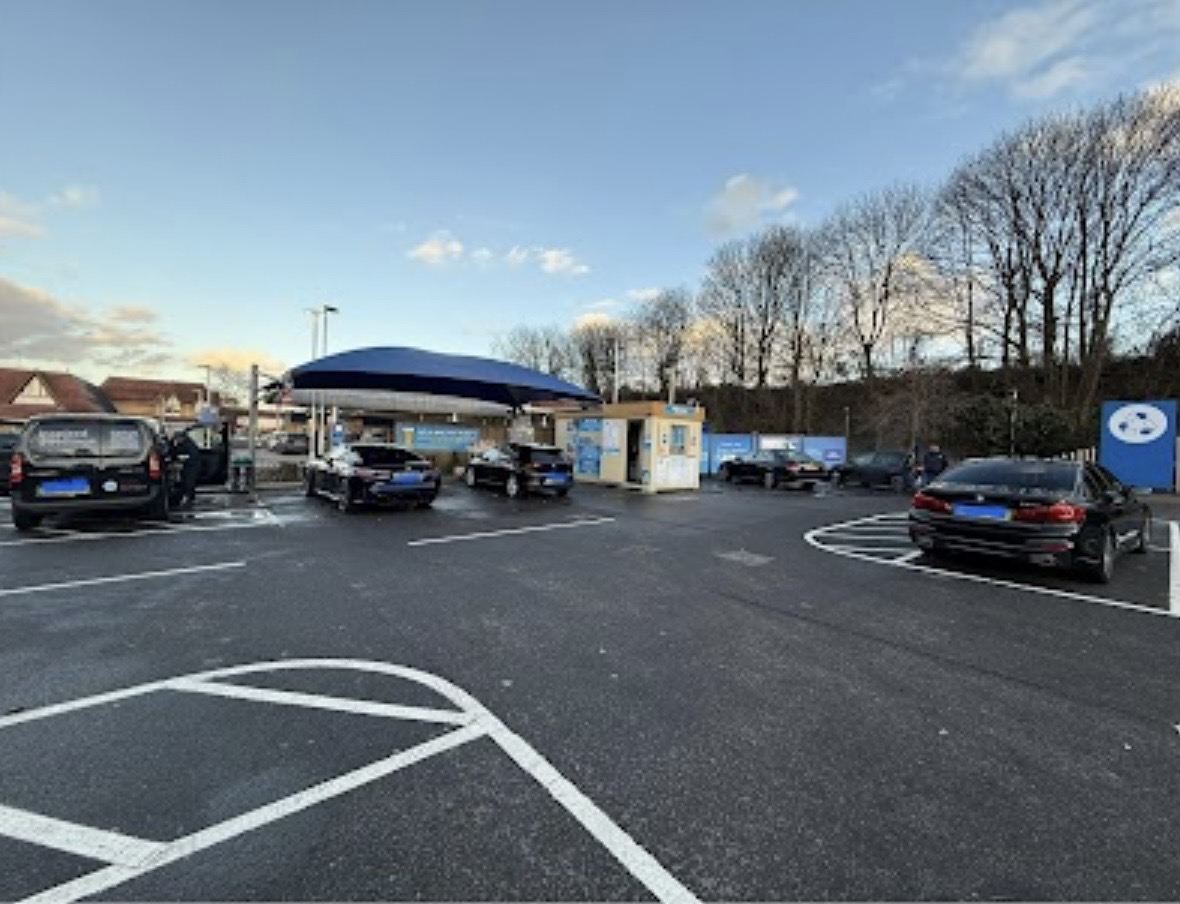 Waves Hand Car Wash Purley