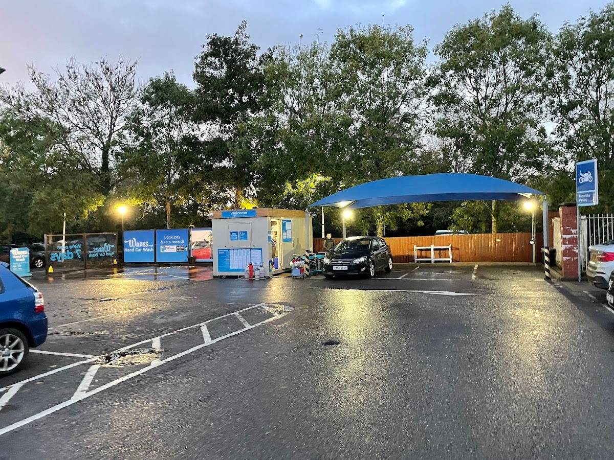 Waves Hand Car Wash Rickmansworth