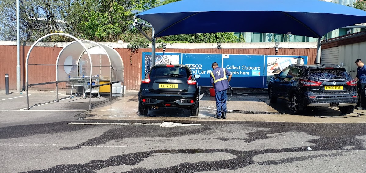 Waves Hand Car Wash Sutton-Cheam