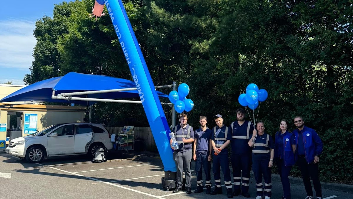 Waves Hand Car Wash Tetbury