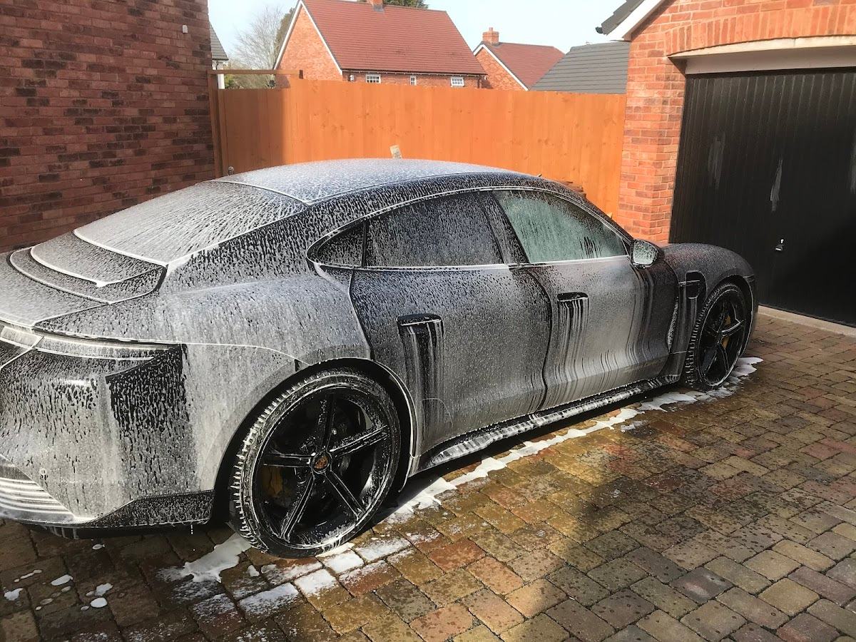 Wheelie Clean Cars